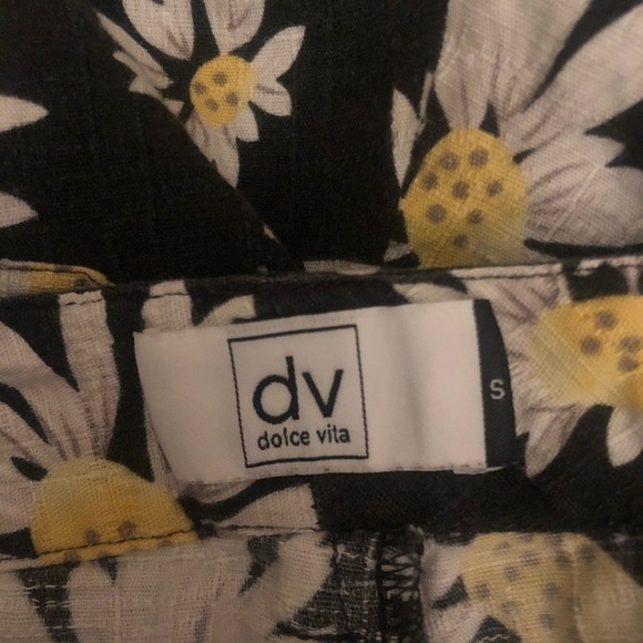 DV by dolce vita Cruz short in daisy print - Picture 4 of 4